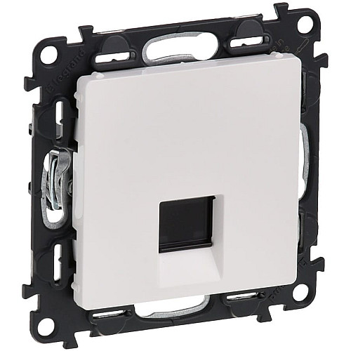 Розетка RJ45 Кат.5е UTP Legrand Valena LIFE, белый