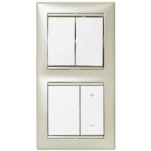 Переключатель 2-х клавишный Legrand Valena Classic, 10АХ, 250V, автоматические клеммы, белый