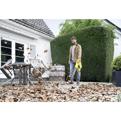 Повітродув садовий акумуляторний Karcher Leaf Blower LBL 2 18В 220куб/год 2кг без АКБ та ЗП