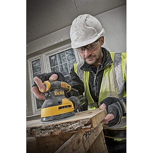 Шлифмашина эксцентриковая DeWalt 280Вт 8000-12000об/мин 125мм амплитуда 2.6мм 1.28кг