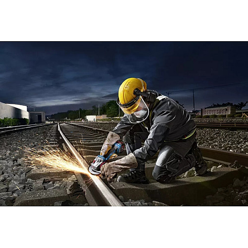 Шліфмашина кутова акумуляторна Bosch Professional GWS 18V-11S 125мм 18В 1x5А·год 0-9000об/хв 1.7кг кейс ЗП GAL1880CV