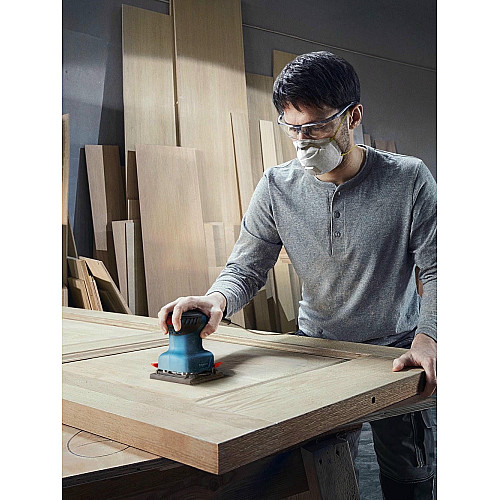 Шлифмашина вибрационная Bosch Professional GSS 140 A 220Вт платформа 101х112 28000цв/мин 1.1кг