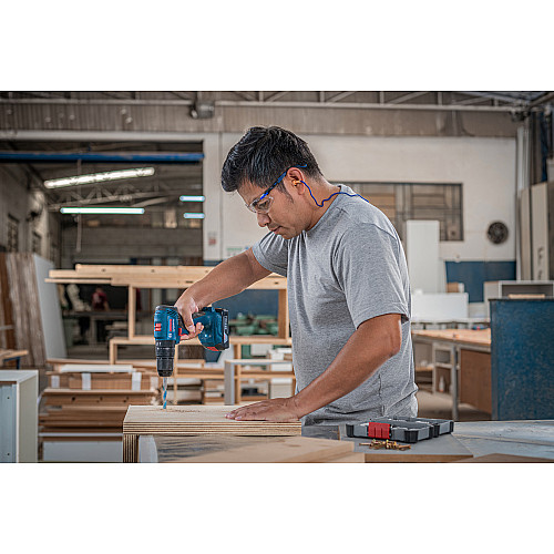 Шурупокрут-дриль ударний акумуляторний Bosch Professional GSB 185-LI 18В 2х2.0А·год 50Нм 500·1900об/хв кейс 1кг