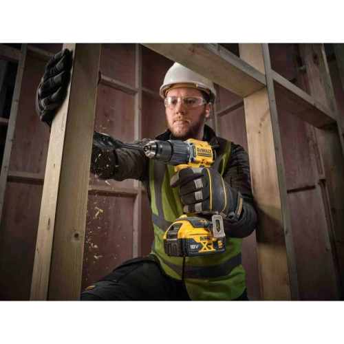 Шурупокрут-дриль ударний акумуляторний DeWALT XR Li-Ion 18В 90Нм 0-450·0-1650об/хв 0-7650·0-28050уд/хв кейс TSTAK 1.17кг без АКБ та ЗП