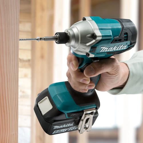 Вертолет ударный Makita DTD156Z LXT 18В 155Нм 2500об/мин 1.3кг без АКБ и ЗП