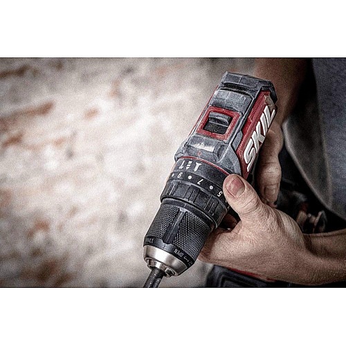 Шуруповерт-дрель ударная аккумуляторная SKIL 3075 CA Compact 20В 1х2.5А·час 60Нм 500·180об/мин 0.9кг