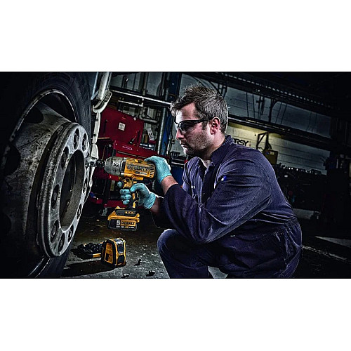 Гайковерт ударний DeWalt XR Li-Ion 18В 950Нм 1900об/хв 240уд/хв 1/2