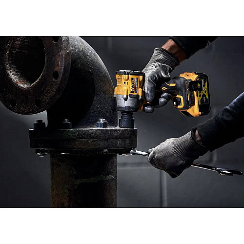Гайковерт ударний DeWalt XR Li-Ion 18В 610Нм 2500об/хв 3550уд/хв 1/2