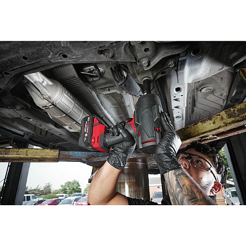 Гайковерт ударный аккумуляторный Milwaukee M18 FHIW2F12-0X 18В 1491Нм 0-2000об/мин 1/2