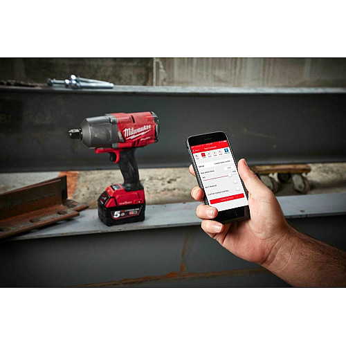 Гайковерт ударний акумуляторний Milwaukee M18 FUEL ONEFHIWF34-0 18В АКБ 1х5А·год 2034Нм 0-1800об/хв 3/4