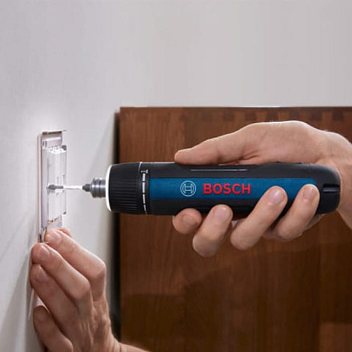 Шуруповерт-отвертка аккумуляторная Bosch Professional GO 3 3.6В 5Нм 360об/мин 0.32кг