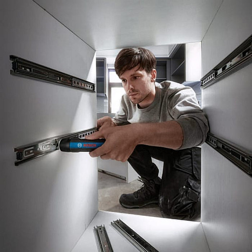 Шуруповерт-отвертка аккумуляторная Bosch Professional GO 3 3.6В 5Нм 360об/мин 0.32кг