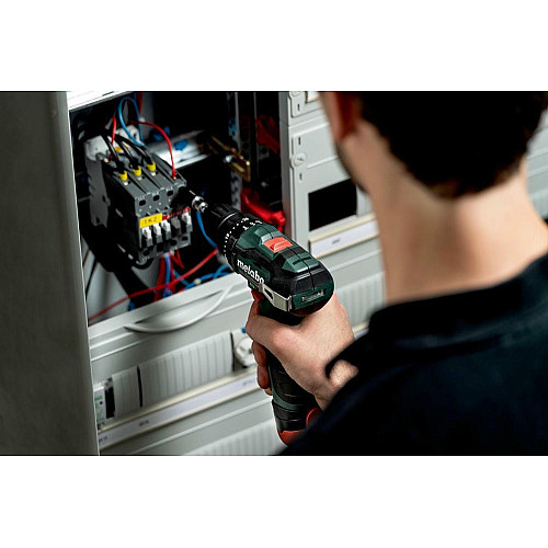Шуруповерт-дрель аккумуляторная Metabo PowerMaxx SB BL 12В 2х2А·час 20·38Нм 0-400·0-1500об/мин 0.8кг