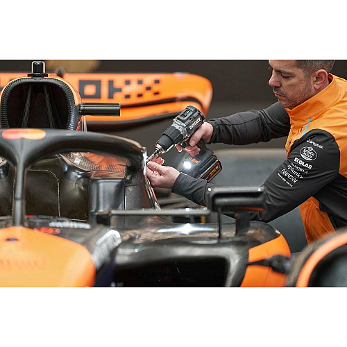 Шуруповерт-дрель ударная аккумуляторная DeWALT McLaren F1 TEAM LIMITED EDITION 18В 2х5А·ч 90Нм 0-450·0-1650об/мин кейс ЗП 1.34кг