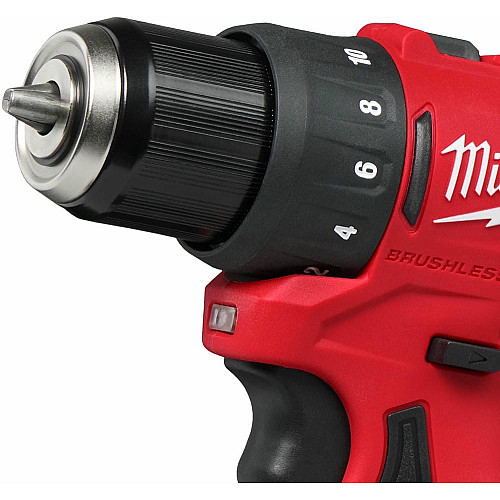 Шуруповерт-дрель аккумуляторная Milwaukee M12 BLDDRC-202C 12В 2х2А·час 40Нм 0-550-1700об/мин ЗП C12C кейс 1.2кг