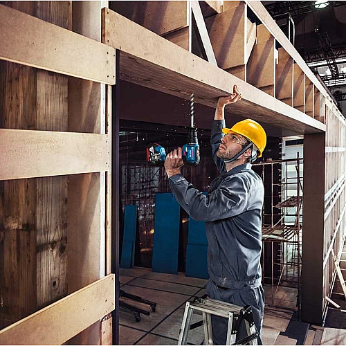 Шуруповерт-дрель ударная аккумуляторная Bosch Professional GSB 18 V-50 18В 2х2.0А·час 28·50Нм 460-1800об/мин кейс ЗП 1.1кг