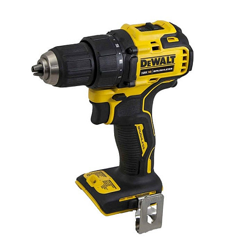 Дрель-шуруповерт DeWalt XR Li-Ion 18В 65Нм 450-1650об/мин патрон 13мм 1.1кг без АКБ и ЗП
