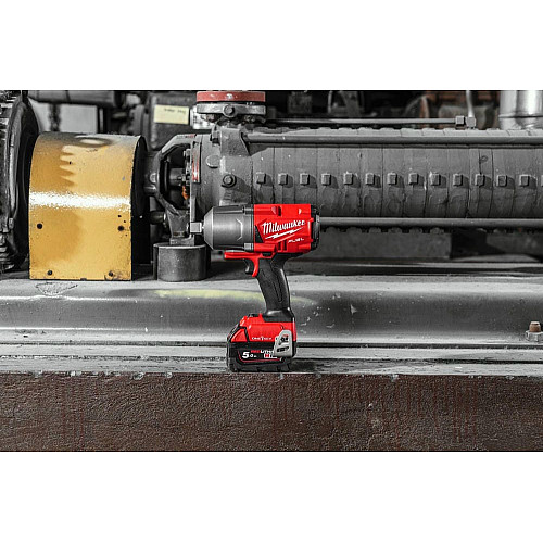 Гайковерт ударний акумуляторний Milwaukee M18 FUEL ONEFHIWF34-0 18В АКБ 1х5А·год 2034Нм 0-1800об/хв 3/4