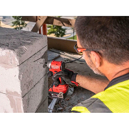 Вертолет ударный аккумуляторный Milwaukee M18 BLIDRC-402C 18В АКБ 2х4А·час 190Нм 0-3600об/мин ЗП M12-18C кейс 1.3кг
