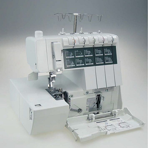 Коверлок MINERVA  M4000CL, 120Вт, 20 оп., (5, 4, 3, 2-х ниткові шви), білий