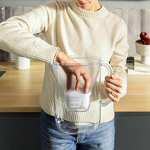 Фільтр-глечик Brita Style Essential MXPro 2.4л (1.4л очищеної води) + 2 картриджа білий