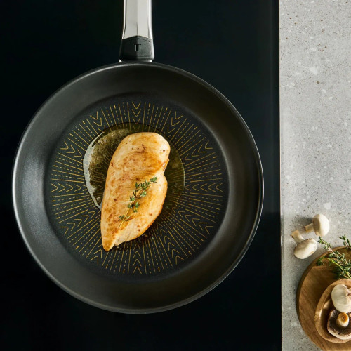 Сковорода Tefal Emotion+, 18см, нержавіюча сталь, бакеліт, чорний