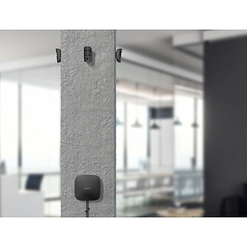 Інтелектуальна охоронна централь Ajax Hub 2 Plus, gsm, ethernet, wi-fi, jeweller, бездротова, чорний