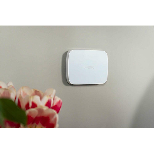 Інтелектуальна централь U-Prox MPX L White, wi-fi, 2 LTE, фотоверифікація, бездротова, білий