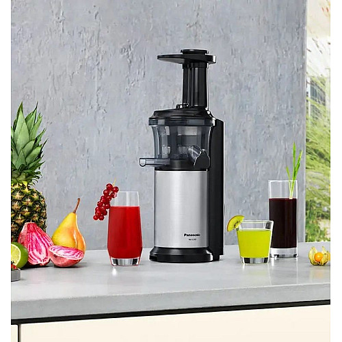 Соковыжималка Panasonic Viva Collection шнековая 150Вт, чаша-0.4л, пластик/металл, черный