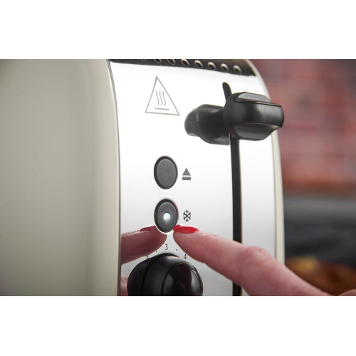 Тостер Russell Hobbs Colours Plus 1600Вт, підігрів, розморожування, метал., бежевий