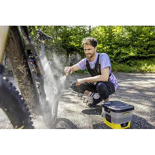 Мінімийка низького тиску акумуляторна Karcher OC 4 120л/год шланг 2.8м бак для води 8л 3.082кг USB-C