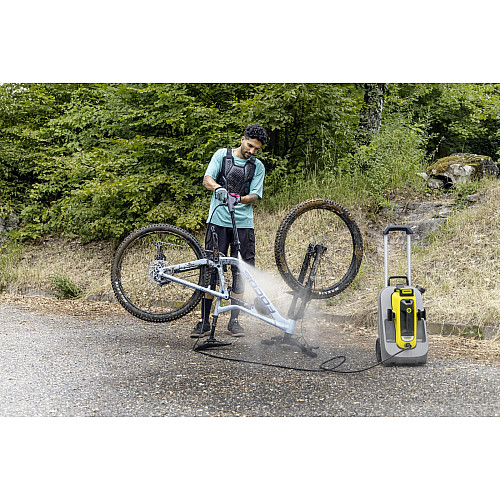 Мінімийка акумуляторна Karcher OC 6-18 Premium Battery Set 18В акб 1х2.5А·год 24бар 200л/год бак для води 12л ЗП 5.73кг