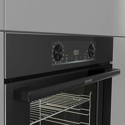Духовой шкаф Gorenje электрический, 77л, A+, дисплей, IconLed, пиролиз, готов. на разных уровнях, черный
