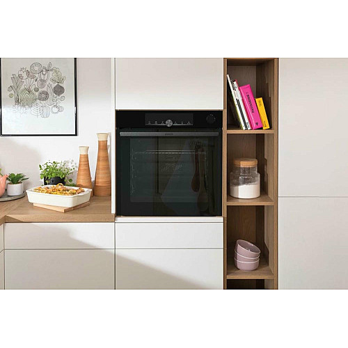 Духовой шкаф Gorenje электрический, 77л, A+, пар, дисплей, 300°C, Wi-Fi, черный