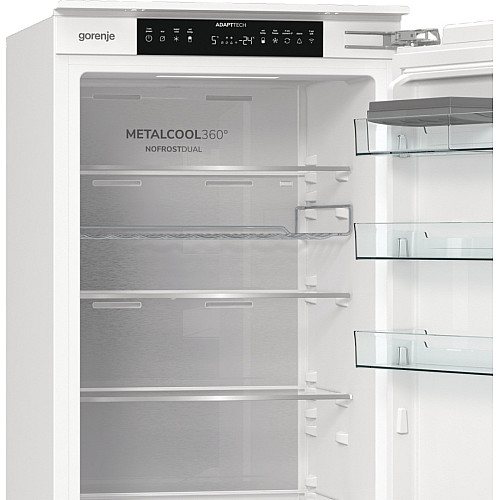 Холодильник Gorenje вбудований з нижн. мороз., 193,7x69x55см, 2 двері,284(76)л, А+, NF+, Зона св-ті, Диспл, Wi-Fi, Біли