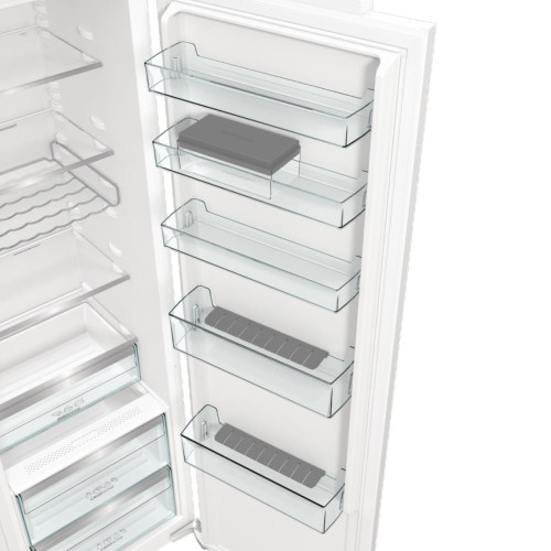 Холодильна камера Gorenje вбудована, 177х55х54см, 1 двері, 300л, А+, FrostLess , Зона св-ті, Внутр. Диспл, Wi-Fi, Білий