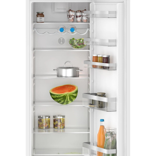 Холодильна камера Bosch вбудована, 177x55x55, 310л, 1дв., E, ST, білий