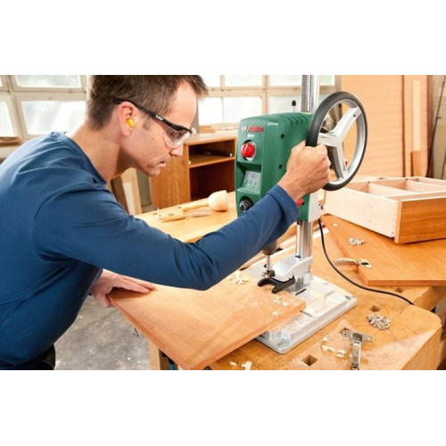 Верстат свердлильний Bosch PBD 40 710Вт 600-2500об/хв плита 33х35х3см підйом 90мм 11.2кг