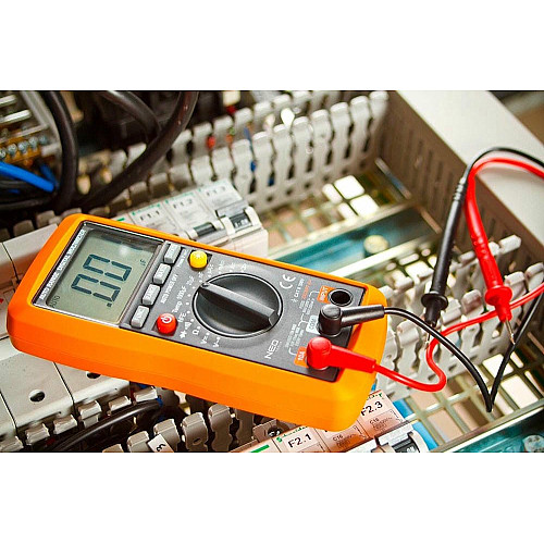 Мультиметр цифровой Neo Tools, 0-300В, широкий ЖК-дисплей с подсветкой, чехол
