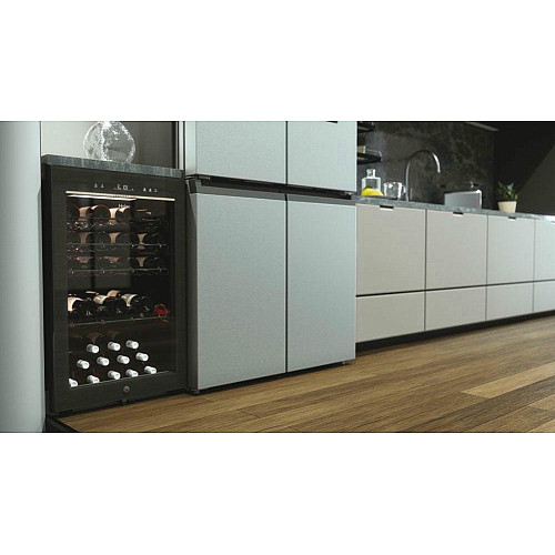 Холодильник Haier для вина, 82x49.7х58, холод.відд.-118л, зон - 1, бут-49, ST, дисплей, чорний