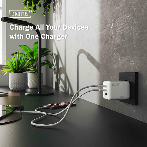 Зарядний пристрій DIGITUS GaN 2хUSB-C, 1хUSB-A, 100W