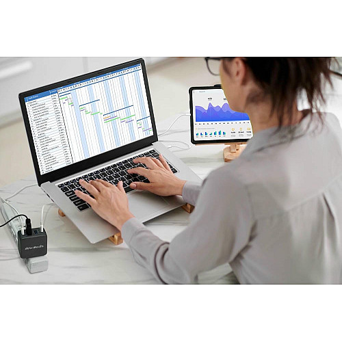 Зарядное устройство AVerMedia GC313 CORE GO 100Вт 2хUSB-С, 1хUSB-A, 1xHDMI, черный