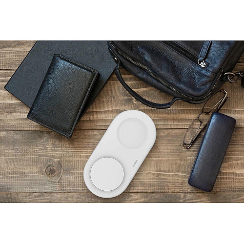 Зарядний пристрій бездротовий Belkin 2в1 15Вт Pad Qi2, білий