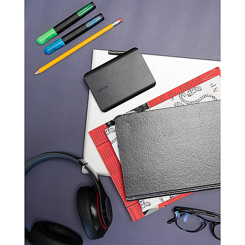 Портативний жорсткий диск Toshiba 2TB USB 3.2 Gen 1 Canvio Basics 2022