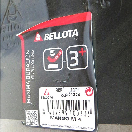 Кованая мотыга Bellota 1-C.B CM1200 105 мм с черенком