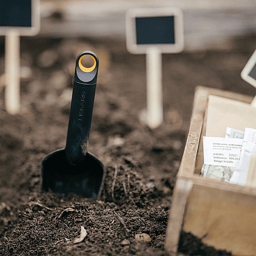Совок садовий Fiskars Solid
