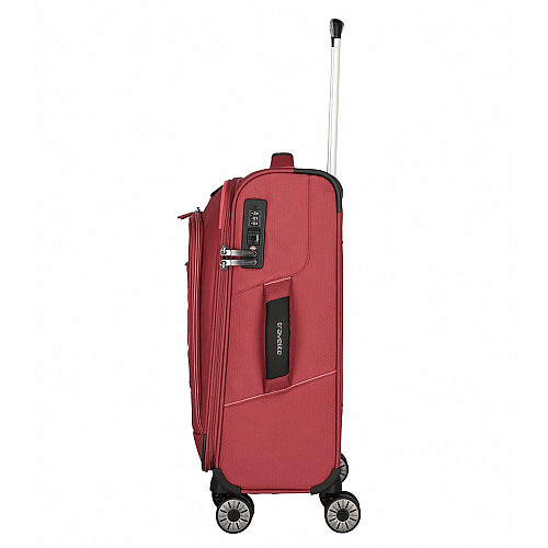 Чемодан Travelite Skaii Red S на 4 колесах, красный