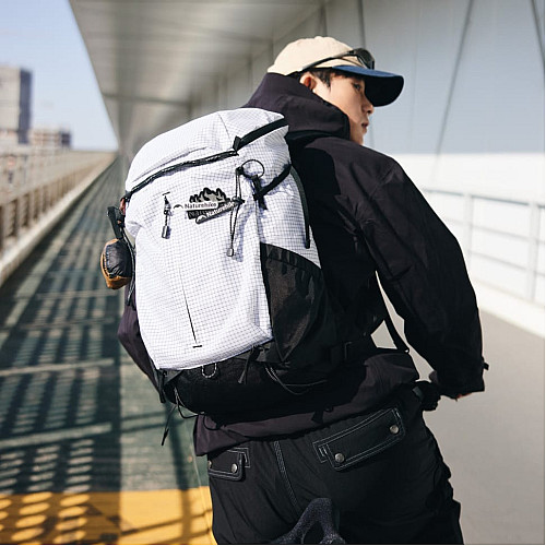 Рюкзак туристичний Naturehike CNK2300BB017, 25 л, білий