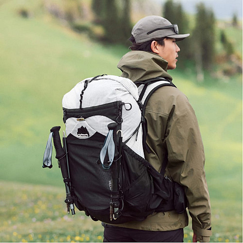 Рюкзак туристичний Naturehike CNK2450XB016, 40 л, білий, L