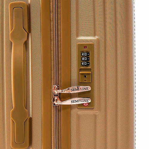 Чемодан Semi Line 28
